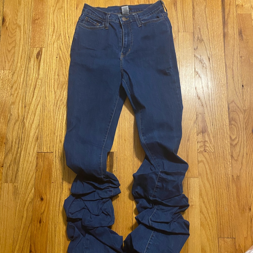 MINAA MONROE STACKED HIGHWAISTED JEANS SIZE LARGE